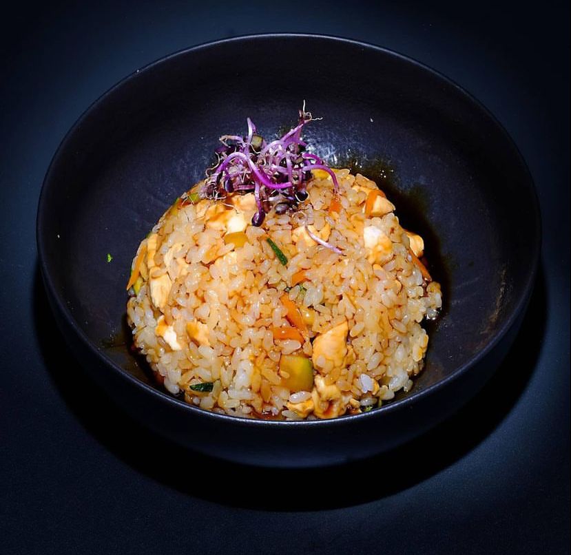 Wok di Riso e Pollo *"