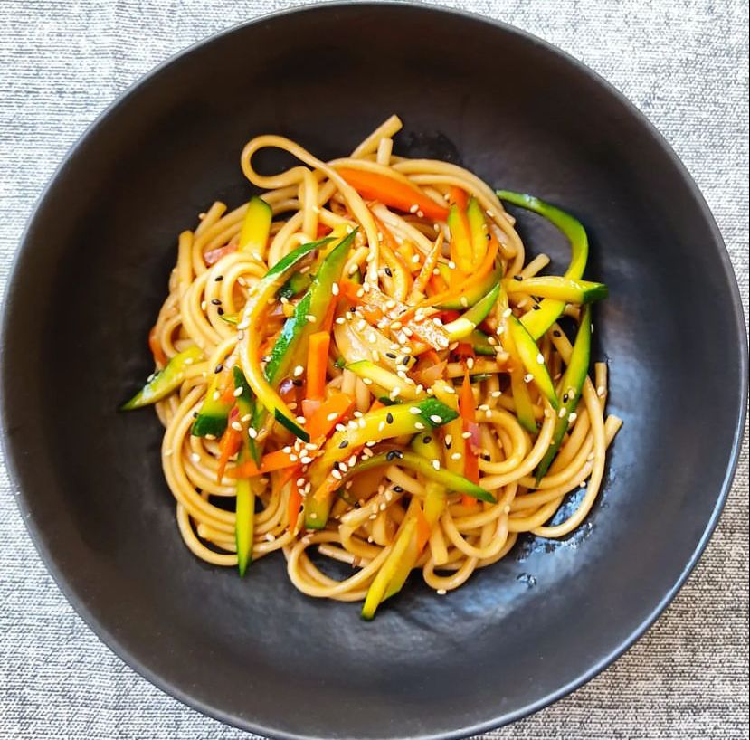 Yaki Udon con Verdure *"