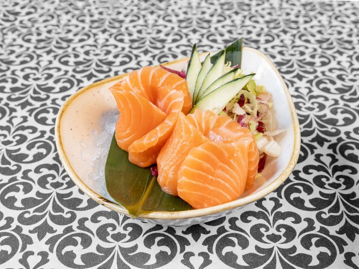 Sashimi salmone